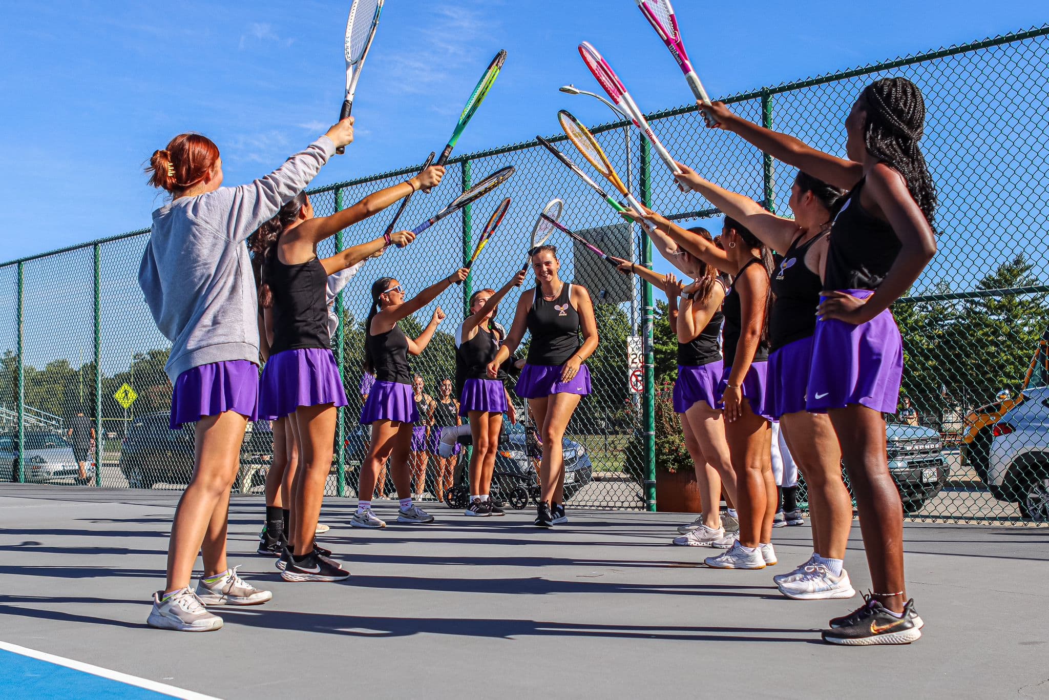 Tenisový tým vítá českou studentku na americkém hřišti